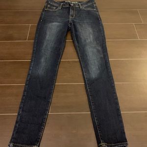 Old Navy Rockstar 4 Regular Mid-Rise Jeans 👖
